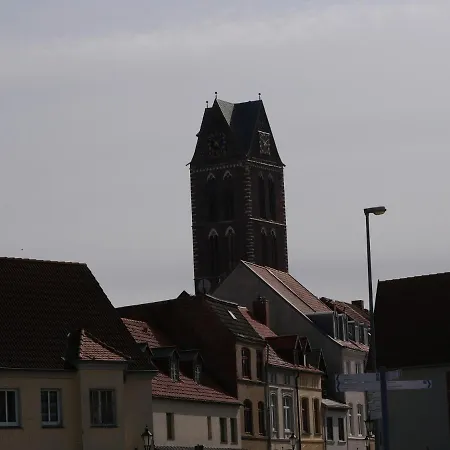 Zwischen Wismar Und Luebeck Kreihnsdoerp 2 *